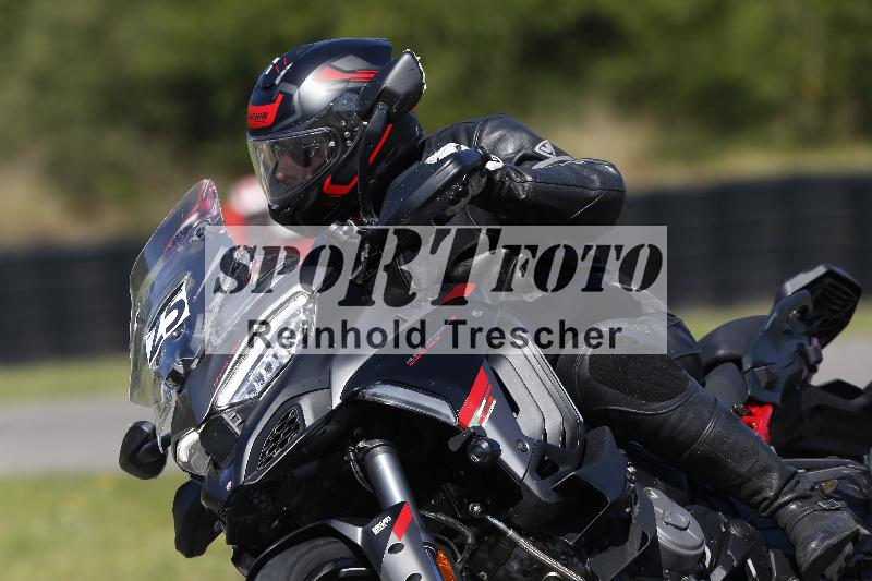 Archiv-2025/48 25.08.2025 Cornu Master School ADR/gruen-vert/25